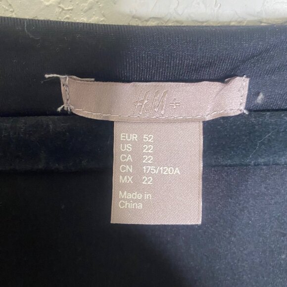 H&M Black Dress Size 22 Sleeveless Chiffon Lined Midi Plus Size Party Cocktail - Picture 3 of 10